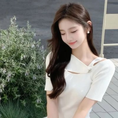 明月照尖东